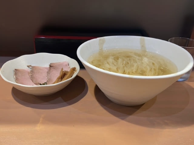哲勝